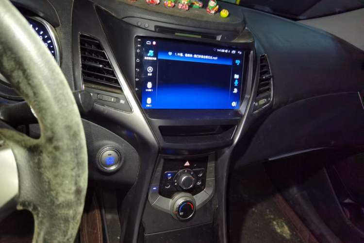 Used Hyundai Elantra (5th Generation / Langdong) 2012 1.6L Manual Leading Model Audio And AC Panel