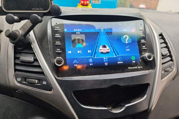 Used Hyundai Elantra (5th Generation / Langdong) 2012 1.6L Automatic Leading Model Audio And AC Panel
