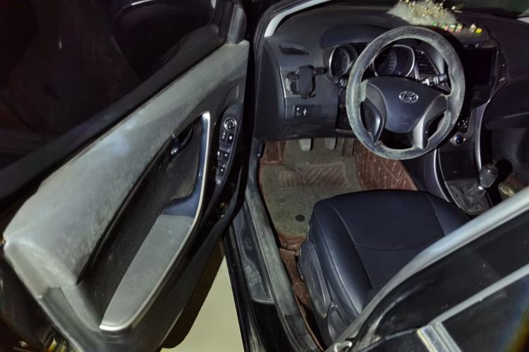 Used Hyundai Elantra (5th Generation / Langdong) 2012 1.6L Manual Leading Model Driver Seat