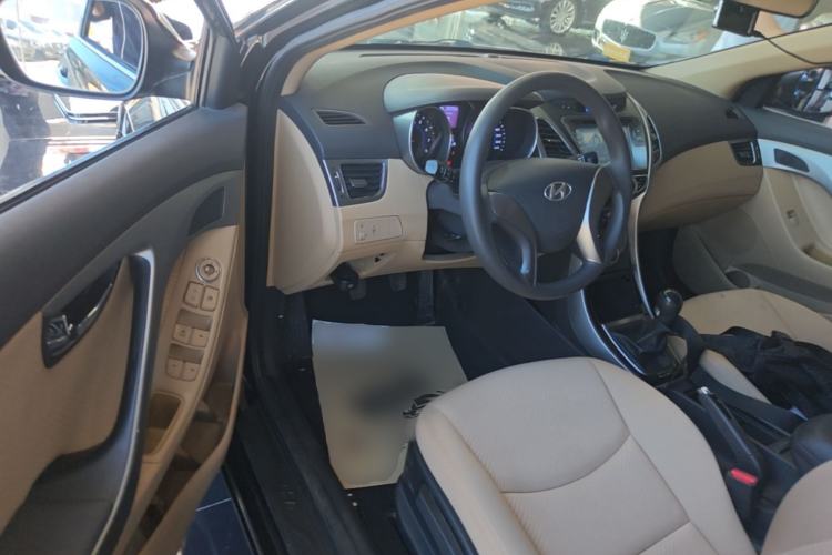 Used Hyundai Elantra (5th Generation / Langdong) 2012 1.6L Manual Leading Model Driver Seat