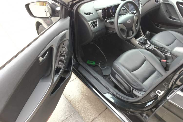 Used Hyundai Elantra (5th Generation / Langdong) 2012 1.6L Manual Leading Model Driver Seat
