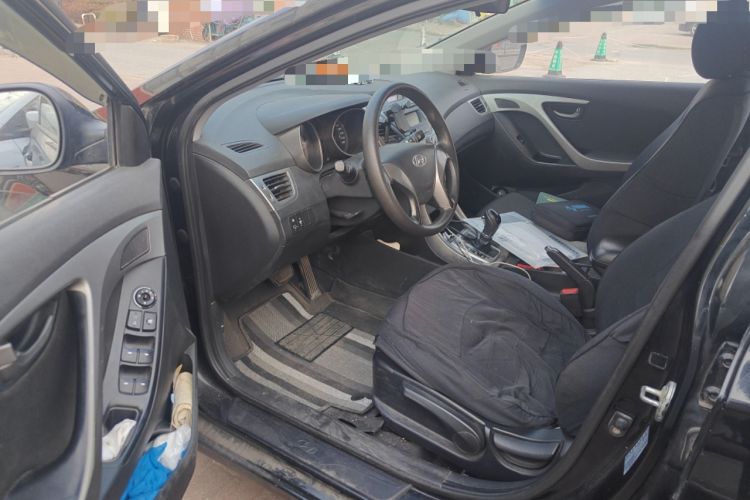 Used Hyundai Elantra (5th Generation / Langdong) 2012 1.6L Automatic Fashion Edition Driver Seat