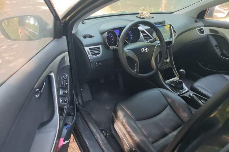 Used Hyundai Elantra (5th Generation / Langdong) 2012 1.6L Manual Leading Model Driver Seat