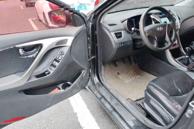 Used Hyundai Elantra (5th Generation / Langdong) 2012 1.6L Manual Leading Model Driver Seat