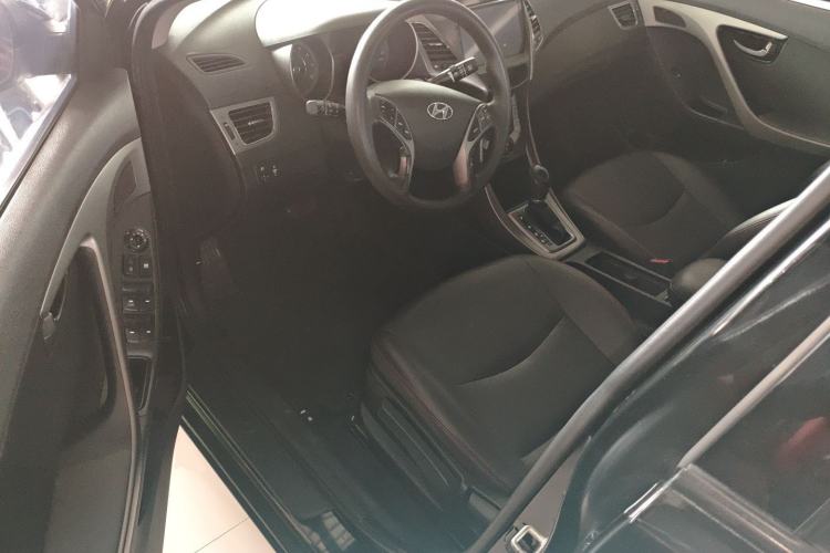 Used Hyundai Elantra (5th Generation / Langdong) 2012 1.6L Automatic Fashion Edition Driver Seat