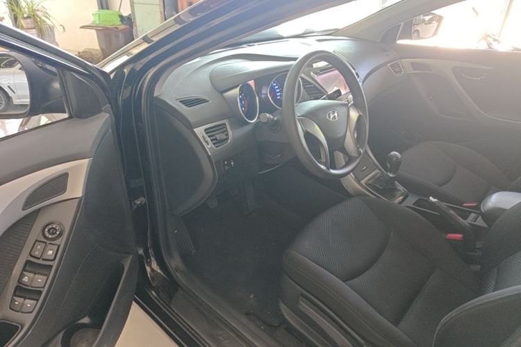Used Hyundai Elantra (5th Generation / Langdong) 2012 1.6L Manual Leading Model Driver Seat