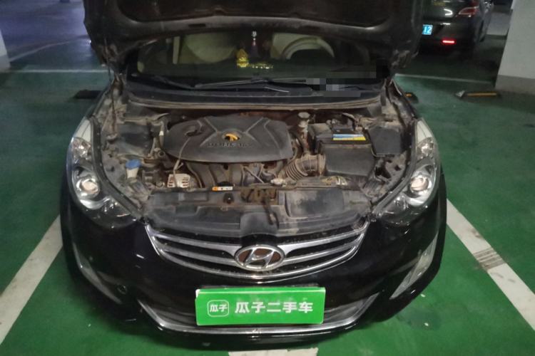 Used Hyundai Elantra (5th Generation / Langdong) 2012 1.8L Manual Luxury Version Engine Bay