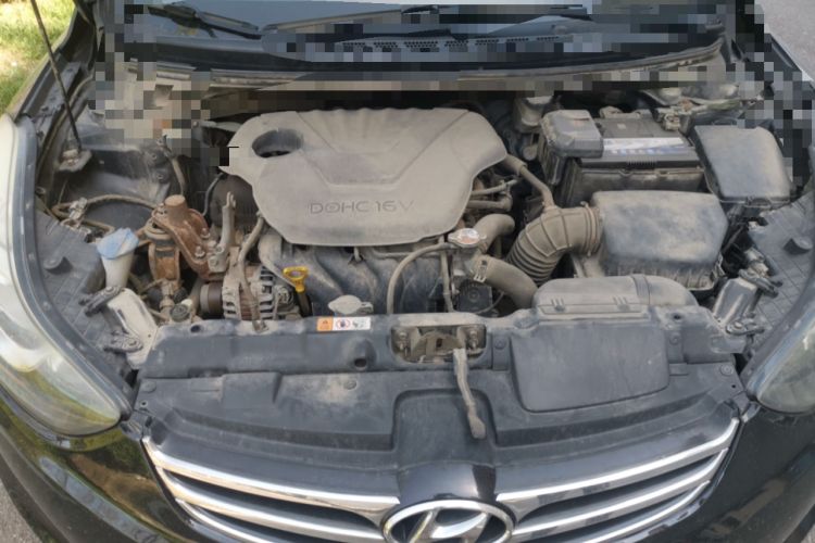 Used Hyundai Elantra (5th Generation / Langdong) 2012 1.6L Manual Leading Model Engine Bay