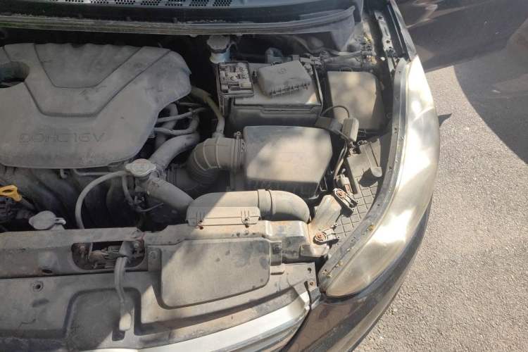 Used Hyundai Elantra (5th Generation / Langdong) 2012 1.6L Manual Leading Model Engine Bay Left