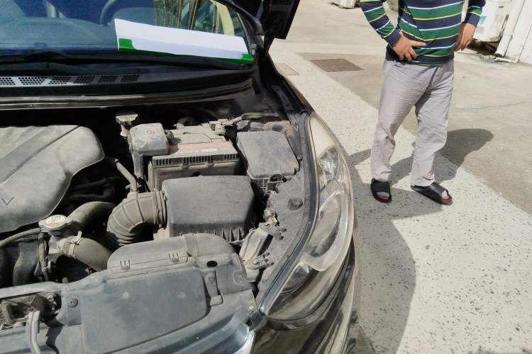 Used Hyundai Elantra (5th Generation / Langdong) 2012 1.6L Automatic Leading Model Engine Bay Left