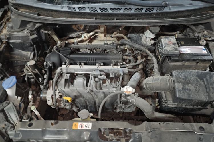 Used Hyundai Elantra (5th Generation / Langdong) 2012 1.6L Manual Leading Model Engine Bay