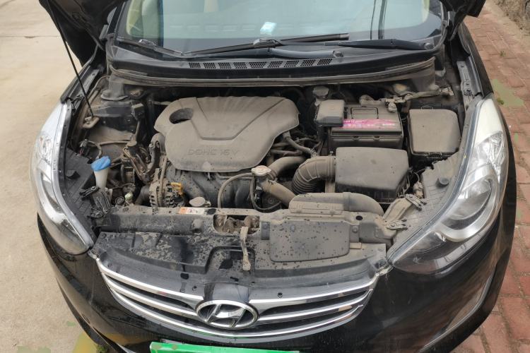 Used Hyundai Elantra (5th Generation / Langdong) 2012 1.6L Manual Leading Model Engine Bay