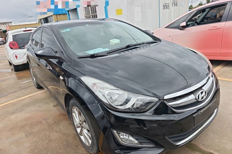 Used Hyundai Elantra (5th Generation / Langdong) 2012 1.6L Manual Fashion Edition Front Right 45 Deg