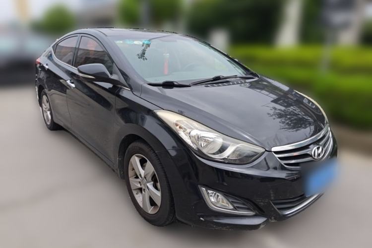 Used Hyundai Elantra (5th Generation / Langdong) 2012 1.6L Manual Leading Model Front Right 45 Deg