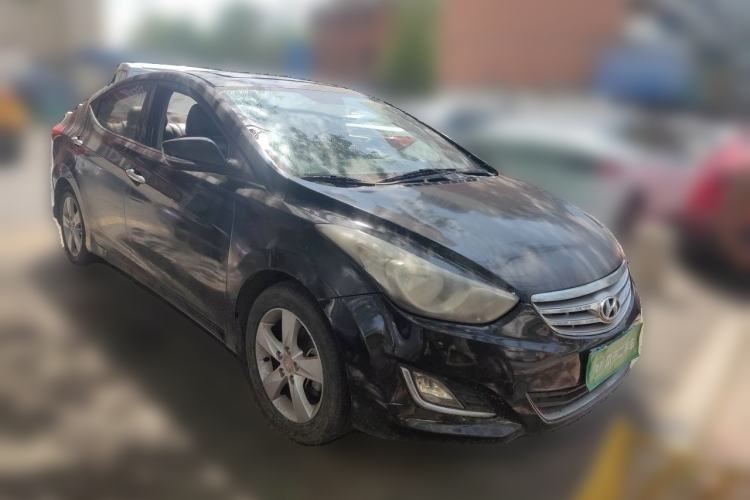 Used Hyundai Elantra (5th Generation / Langdong) 2012 1.6L Manual Leading Model Front Right 45 Deg