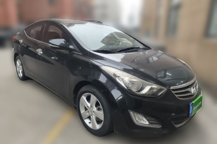Used Hyundai Elantra (5th Generation / Langdong) 2012 1.6L Manual Leading Model Front Right 45 Deg