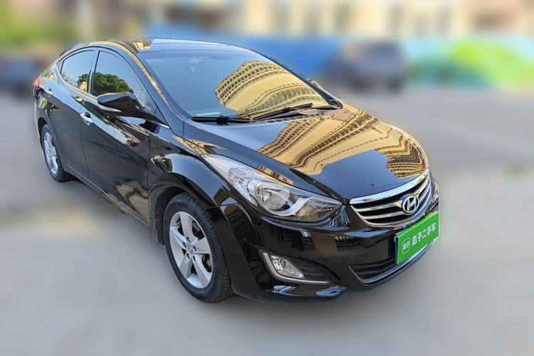 Used Hyundai Elantra (5th Generation / Langdong) 2012 1.6L Manual Leading Model Front Right 45 Deg