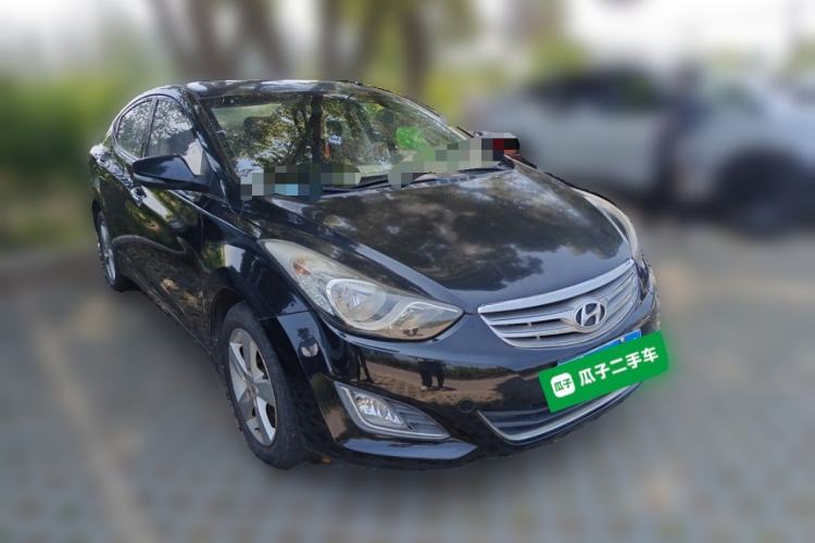 Used Hyundai Elantra (5th Generation / Langdong) 2012 1.6L Manual Leading Model Front Right 45 Deg