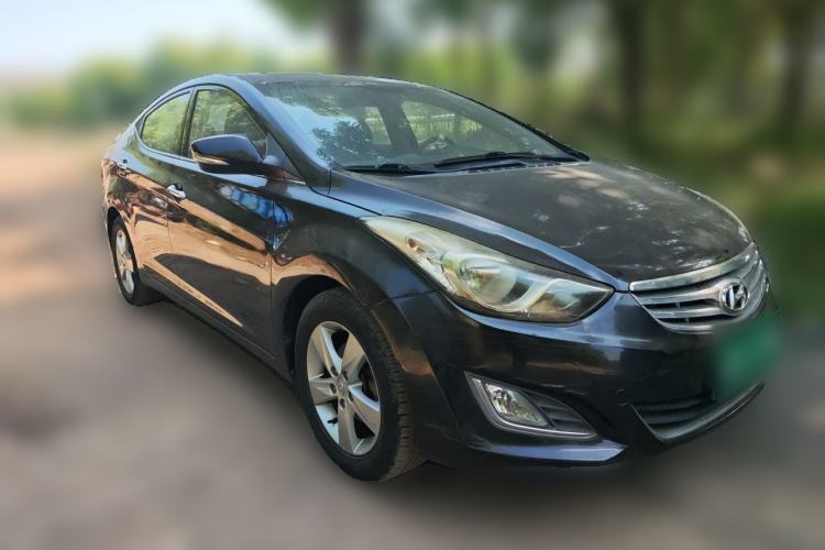 Used Hyundai Elantra (5th Generation / Langdong) 2012 1.6L Manual Leading Model Front Right 45 Deg