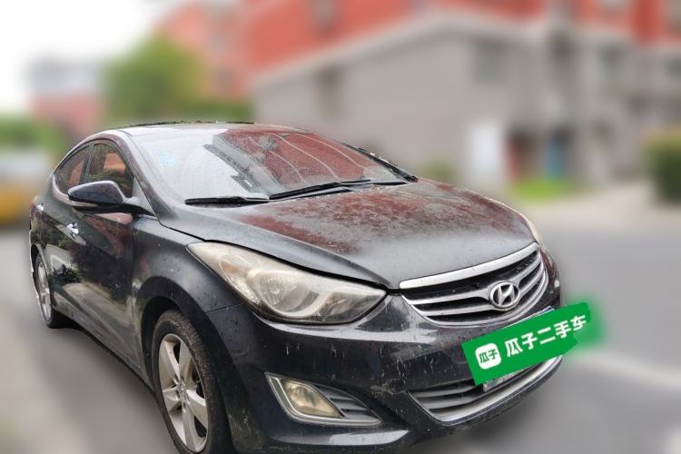 Used Hyundai Elantra (5th Generation / Langdong) 2012 1.6L Manual Leading Model Front Right 45 Deg