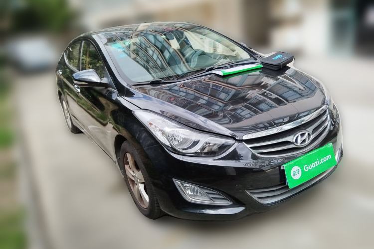 Used Hyundai Elantra (5th Generation / Langdong) 2012 1.6L Automatic Leading Model Front Right 45 Deg