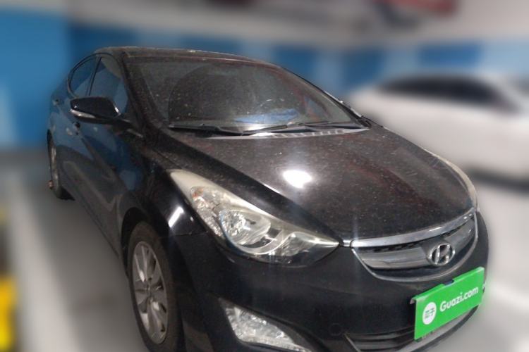 Used Hyundai Elantra (5th Generation / Langdong) 2012 1.6L Manual Leading Model Front Right 45 Deg