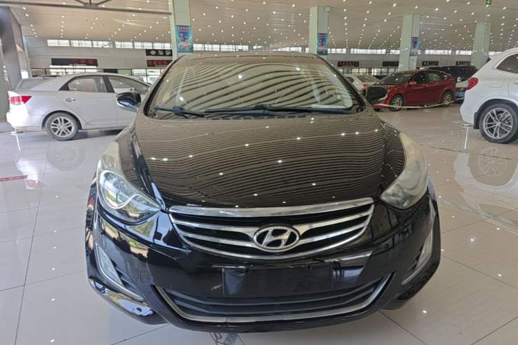Used Hyundai Elantra (5th Generation / Langdong) 2012 1.6L Manual Leading Model Front