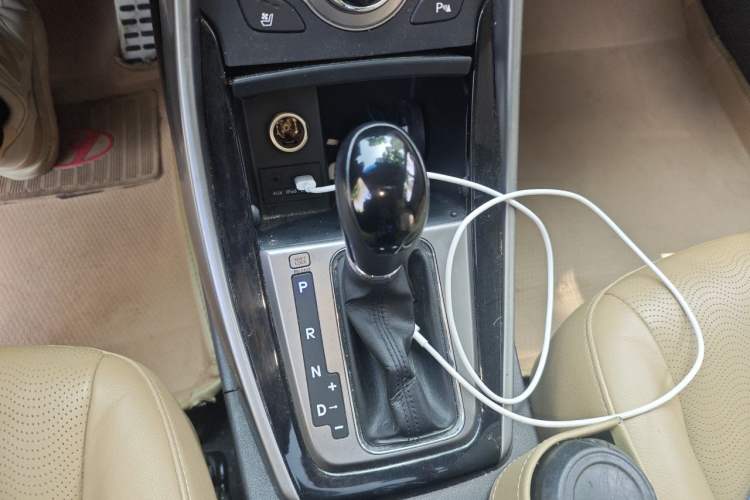 Used Hyundai Elantra (5th Generation / Langdong) 2012 1.8L Automatic Prestige Model Gear Lever