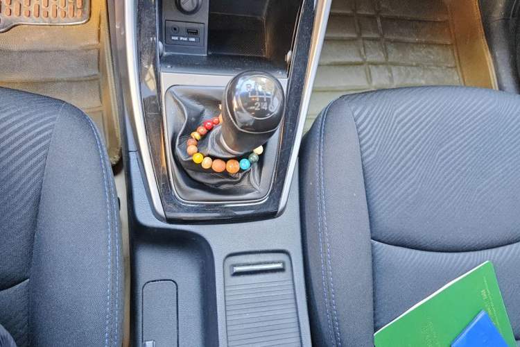 Used Hyundai Elantra (5th Generation / Langdong) 2012 1.6L Manual Leading Model Gear Lever