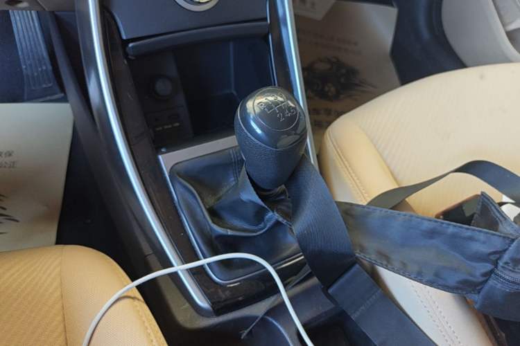Used Hyundai Elantra (5th Generation / Langdong) 2012 1.6L Manual Leading Model Gear Lever