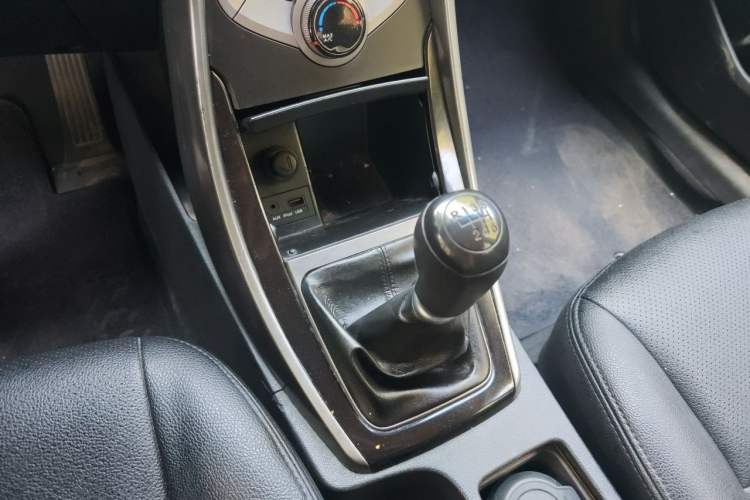 Used Hyundai Elantra (5th Generation / Langdong) 2012 1.6L Manual Leading Model Gear Lever