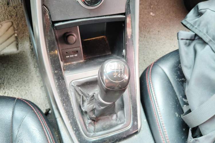 Used Hyundai Elantra (5th Generation / Langdong) 2012 1.6L Manual Leading Model Gear Lever