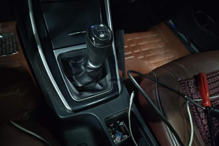 Used Hyundai Elantra (5th Generation / Langdong) 2012 1.6L Manual Leading Model Gear Lever