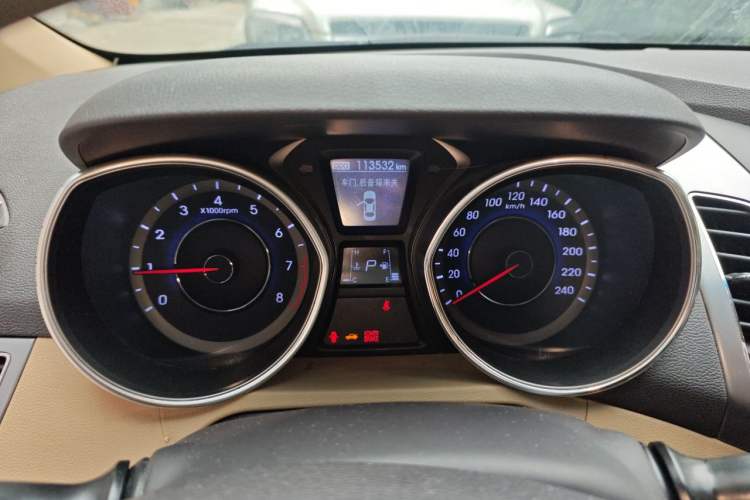 Used Hyundai Elantra (5th Generation / Langdong) 2012 1.6L Automatic Leading Model Instrument Cluster