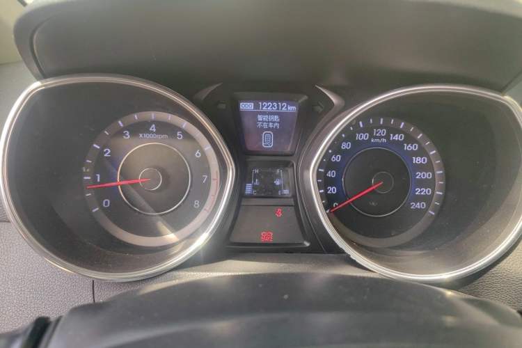 Used Hyundai Elantra (5th Generation / Langdong) 2012 1.6L Manual Leading Model Instrument Cluster