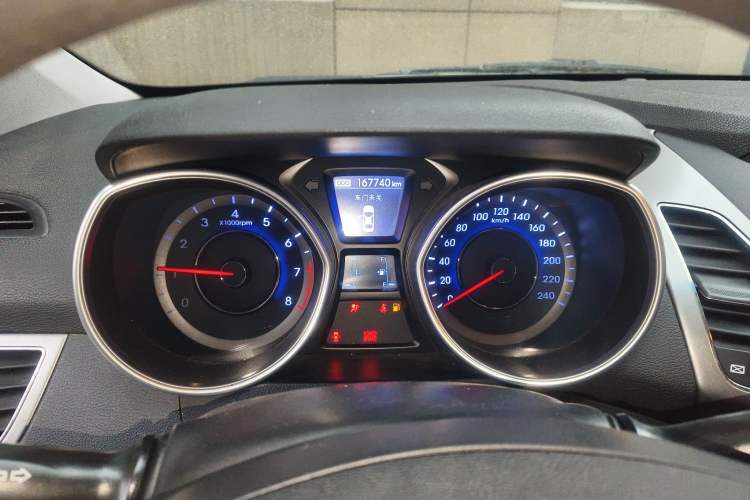 Used Hyundai Elantra (5th Generation / Langdong) 2012 1.6L Manual Leading Model Instrument Cluster