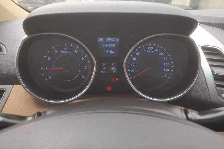 Used Hyundai Elantra (5th Generation / Langdong) 2012 1.6L Manual Leading Model Instrument Cluster