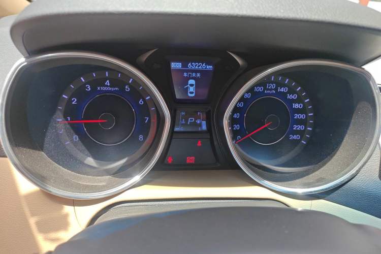 Used Hyundai Elantra (5th Generation / Langdong) 2012 1.6L Automatic Prestige Model Instrument Cluster