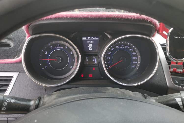 Used Hyundai Elantra (5th Generation / Langdong) 2012 1.6L Manual Leading Model Instrument Cluster