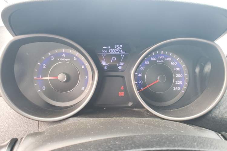 Used Hyundai Elantra (5th Generation / Langdong) 2012 1.6L Automatic Fashion Edition Instrument Cluster