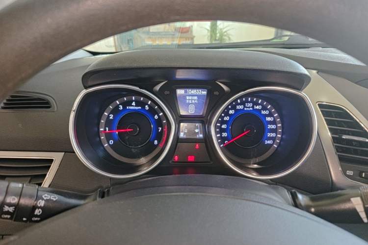 Used Hyundai Elantra (5th Generation / Langdong) 2012 1.6L Manual Leading Model Instrument Cluster
