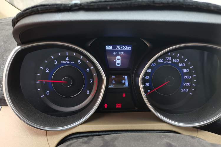 Used Hyundai Elantra (5th Generation / Langdong) 2012 1.6L Manual Leading Model Instrument Cluster