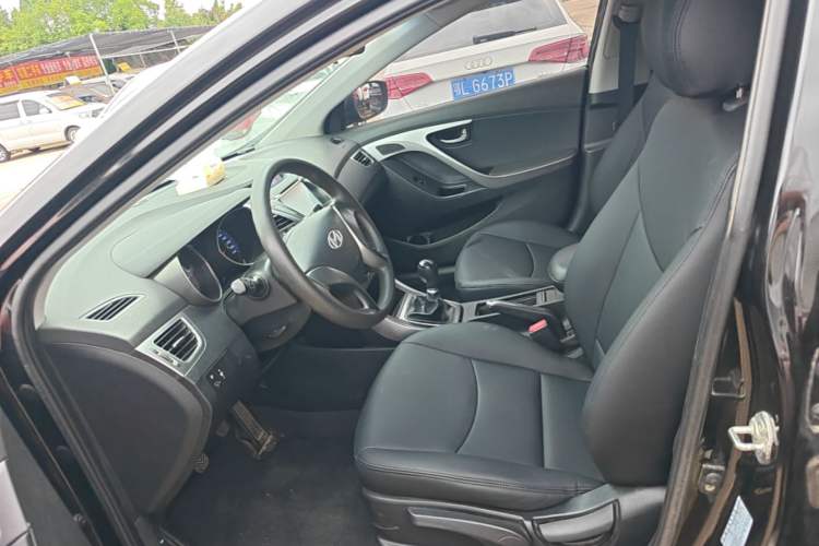 Used Hyundai Elantra (5th Generation / Langdong) 2012 1.6L Manual Fashion Edition Left Front Seat