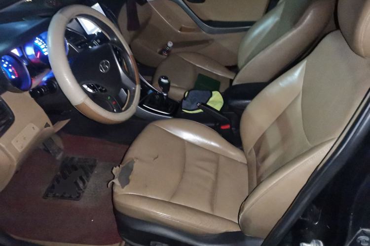 Used Hyundai Elantra (5th Generation / Langdong) 2012 1.8L Manual Luxury Version Left Front Seat