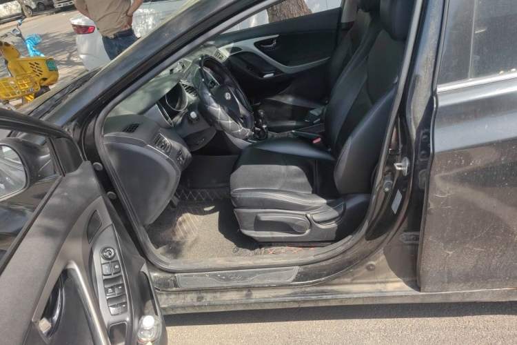 Used Hyundai Elantra (5th Generation / Langdong) 2012 1.6L Manual Leading Model Left Front Seat