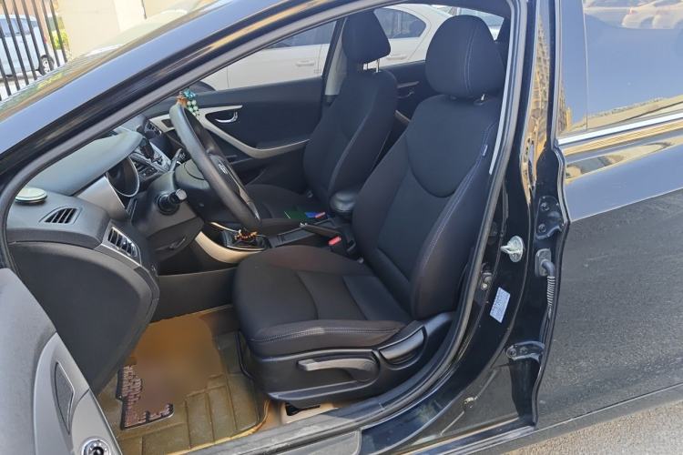 Used Hyundai Elantra (5th Generation / Langdong) 2012 1.6L Manual Leading Model Left Front Seat