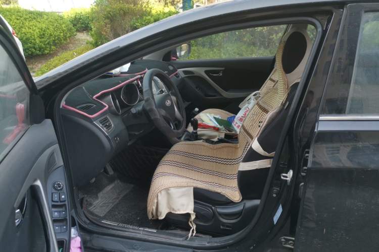 Used Hyundai Elantra (5th Generation / Langdong) 2012 1.6L Manual Leading Model Left Front Seat
