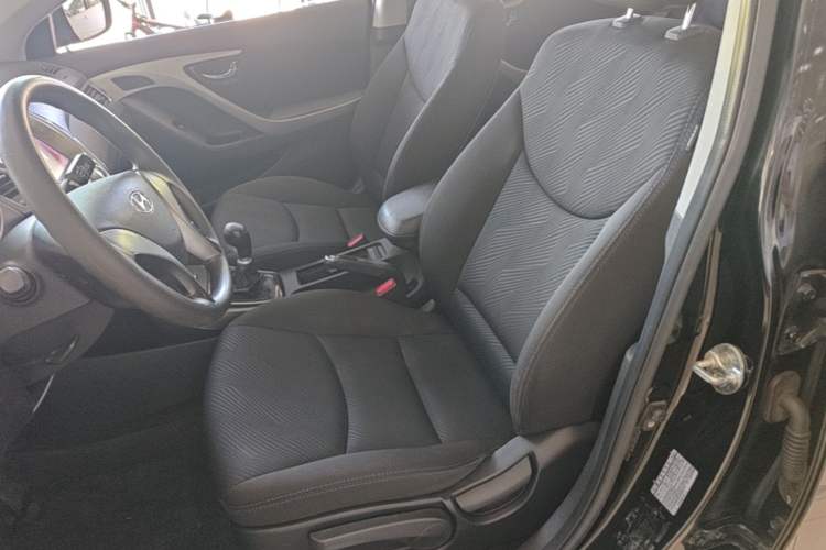 Used Hyundai Elantra (5th Generation / Langdong) 2012 1.6L Manual Leading Model Left Front Seat