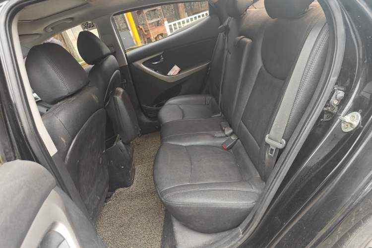 Used Hyundai Elantra (5th Generation / Langdong) 2012 1.6L Manual Leading Model Left Rear Seat