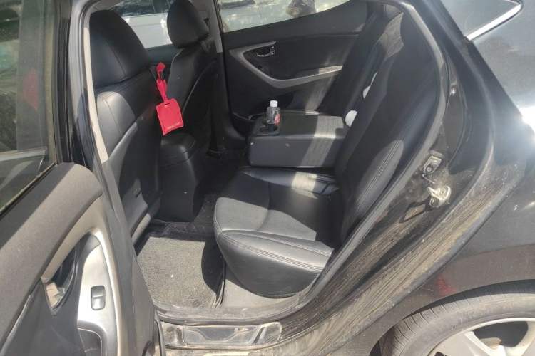 Used Hyundai Elantra (5th Generation / Langdong) 2012 1.6L Manual Leading Model Left Rear Seat
